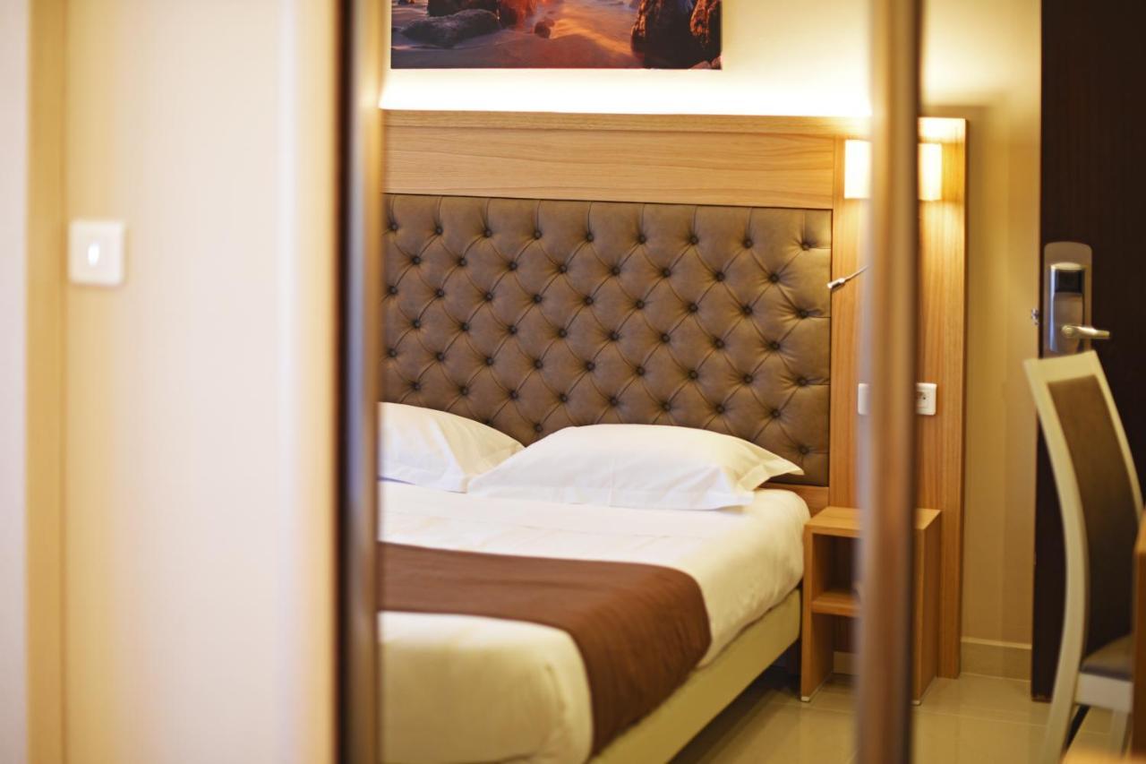 Hotel Tettola Saint-Florent  Eksteriør billede