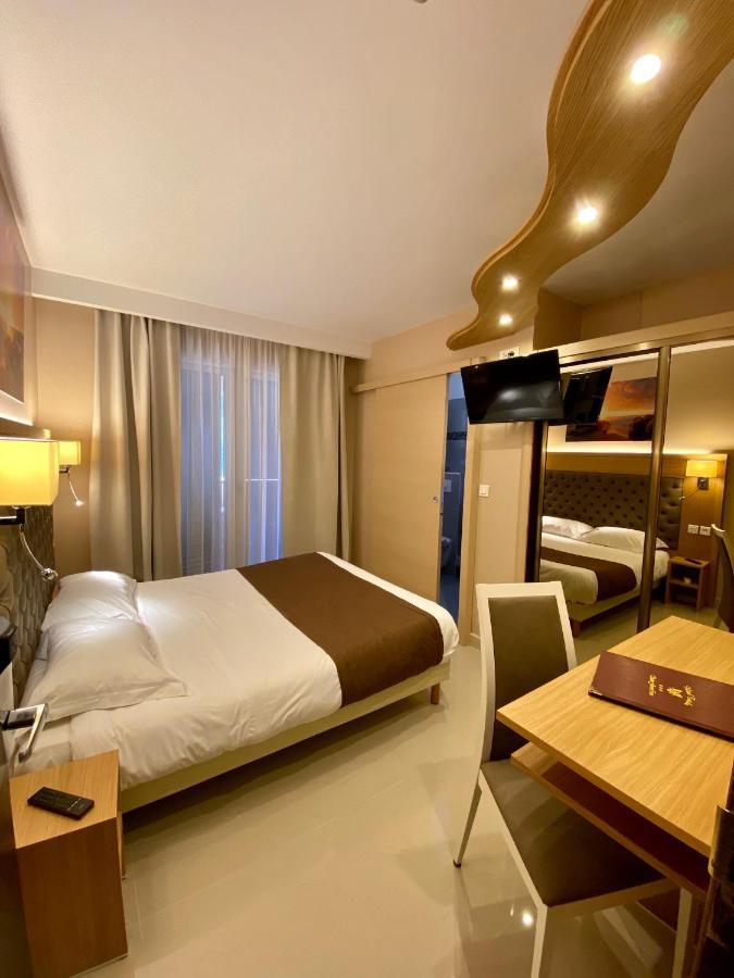 Hotel Tettola Saint-Florent  Eksteriør billede